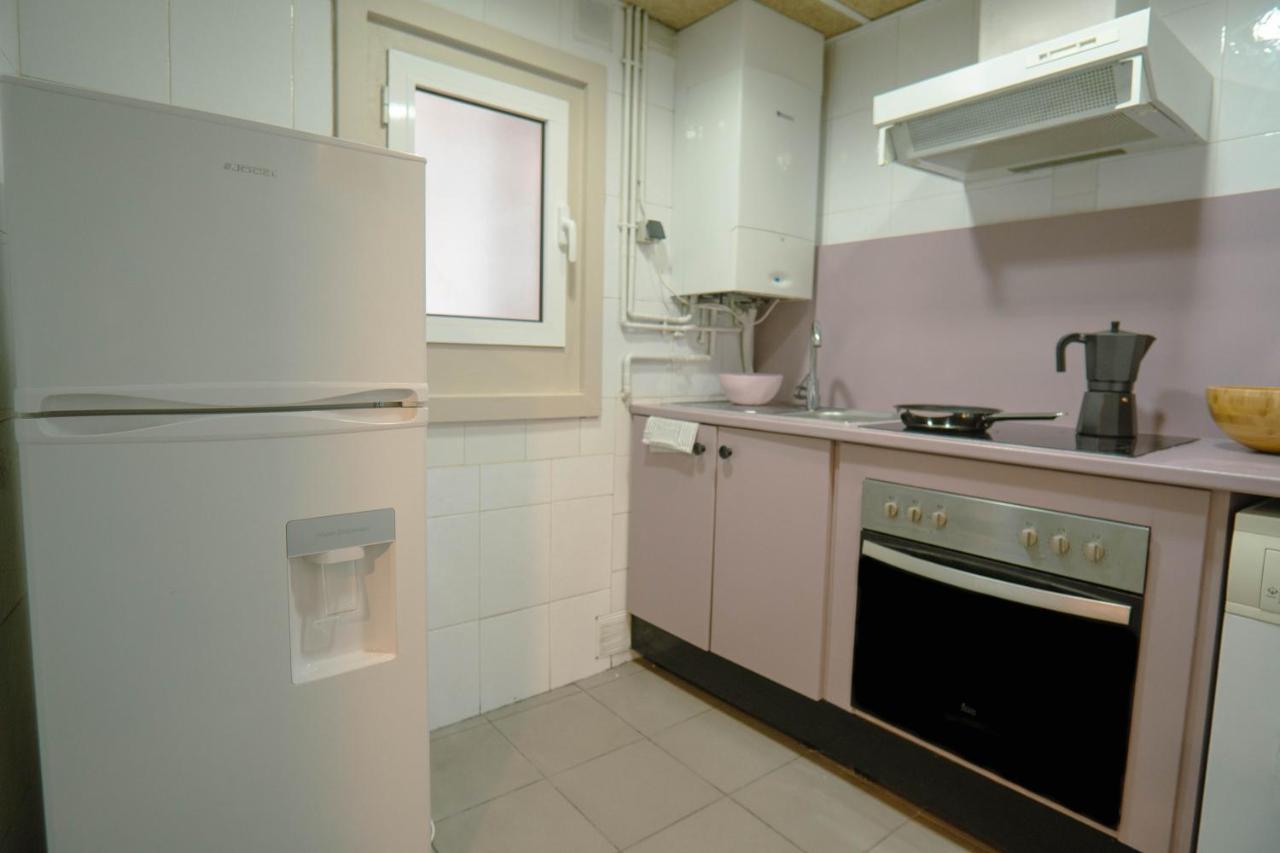 Ideal Ramblas Apartments Barcelona Exterior foto