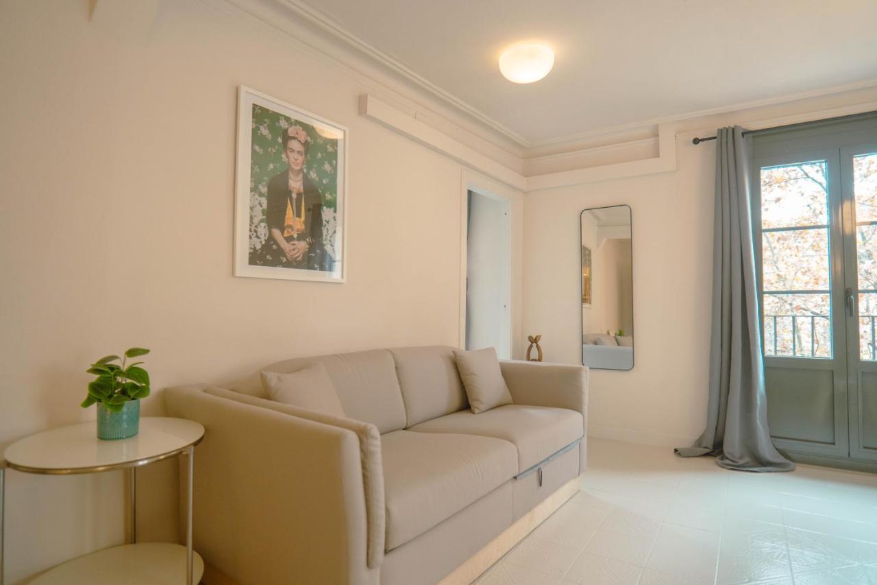 Ideal Ramblas Apartments Barcelona Exterior foto
